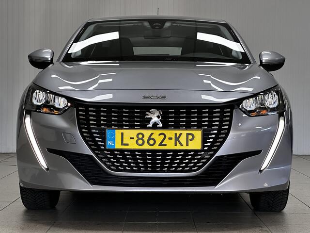 Peugeot 208 1.2 PureTech Active/ LED Koplampen/ 16'' LMV/ Apple + Android/ Navi/ Airco/ Cruise/ Elek. pakket/ Isofix/ Bluetooth/ Multi. LEDER. Stuur/ PDC/ Dakspoiler/ LED Dagrijverl.