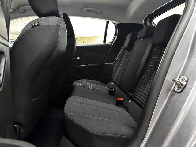 Peugeot 208 1.2 PureTech Active/ LED Koplampen/ 16'' LMV/ Apple + Android/ Navi/ Airco/ Cruise/ Elek. pakket/ Isofix/ Bluetooth/ Multi. LEDER. Stuur/ PDC/ Dakspoiler/ LED Dagrijverl.