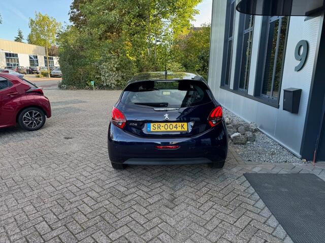 Peugeot 208 1.2PureTech Allure, Navi, Climatcntrl, Cruisecntrl, LM-velgen, TOPSTAAT!