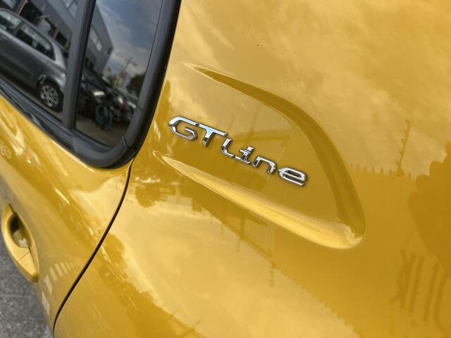 Peugeot 208 1.2 PureTech GT-Line / CAMERA / PARKEERSENSOREN / NAVIGATIE / PANORAMADAK /