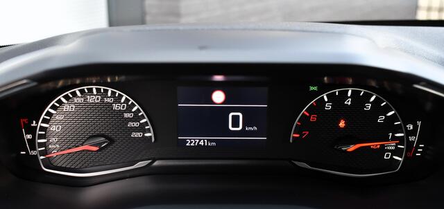 Peugeot 208 1.2 PureTech 100 PK Allure Pack | Carplay | Camera | Led | Incl. garantie