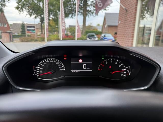 Peugeot 208 1.2 PT BL Active NAVI / LMV / PDC / AIRCO / CRUISE / ISOFIX