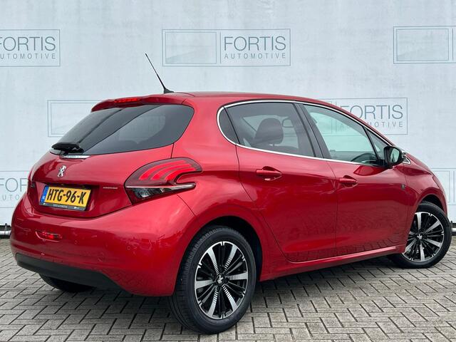 Peugeot 208 1.2 PureTech Tech Edition CAMERA | CARPLAY | ECC |