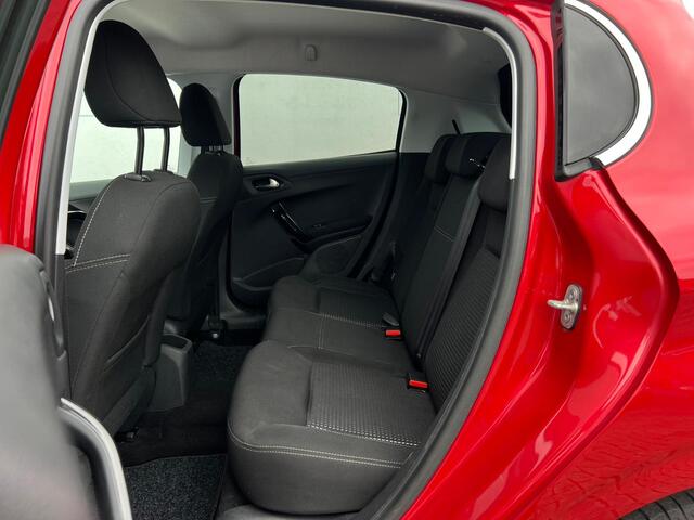Peugeot 208 1.2 PureTech Tech Edition CAMERA | CARPLAY | ECC |