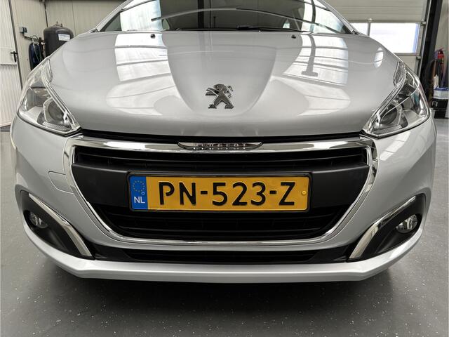 Peugeot 208 1.2 PureTech Blue Lease Nette auto!! | Airco | Cruise control | Navigatiesysteem full map