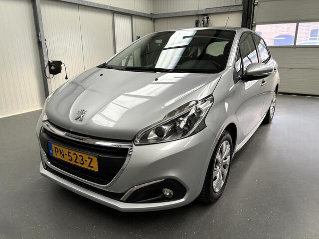 Peugeot 208 1.2 PureTech Blue Lease Nette auto!! | Airco | Cruise control | Navigatiesysteem full map