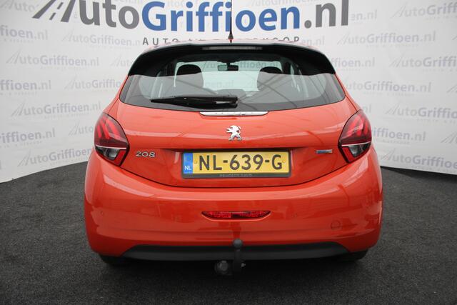 Peugeot 208 1.2 PureTech Blue Lion nette 5-deurs met trekhaak 1e eigenaar