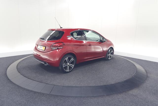 Peugeot 208 PureTech 110 GT-line | Apple Carplay | Parkeersensoren | Climate Control | Navigatie