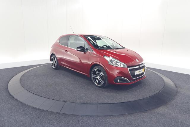Peugeot 208 PureTech 110 GT-line | Apple Carplay | Parkeersensoren | Climate Control | Navigatie