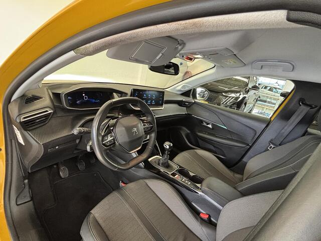 Peugeot 208 1.2 PureTech Allure Pack Navigatie | Achteruitrijcamera | Cruise Control