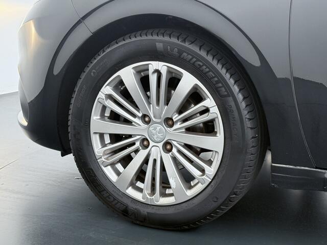 Peugeot 208 1.2 PureTech Allure | 110 PK | Cruise control | Bluetooth | Onde
