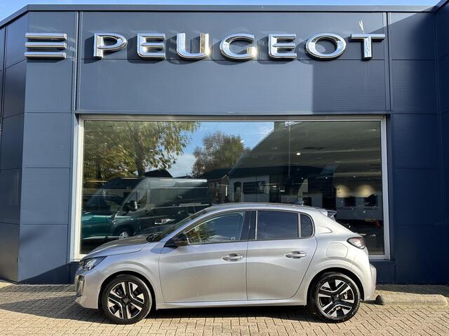 Peugeot 208 Allure 1.2 Turbo 100 PK 6-Bak | LED Koplampen | Slechts 9.850 KM !| Facelift Model | Parkeersensoren Rondom | 10'' inch Touch Screen | Draadloze telefoon Navigatie via Apple Car play/ Android Auto | Cruise Control | Rijbaan Bewaking | Stuurwiel Bediening