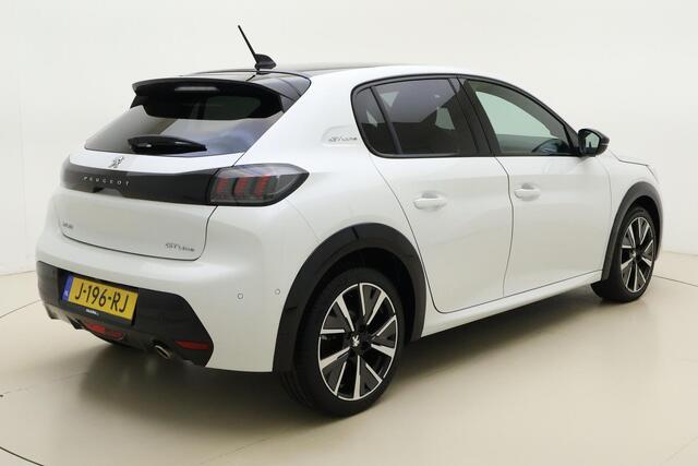 Peugeot 208 1.2 PureTech GT-Line | Achteruitrijcamera | Apple carplay/ Android auto | Keyless entry | Cruise control | Lichtmetalen velgen 17'' |
