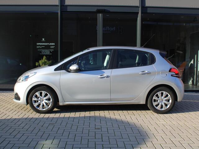 Peugeot 208 1.2 PureTech 82PK Blue Lion Airco, Navigatie, Parkeersensoren achter