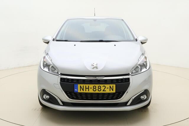 Peugeot 208 1.2 PureTech Blue Lion 5 Deurs | 81pk | Airco | Navigatie | Cruise Control | Parkeersensoren Achter | Donkere ramen achter | DAB