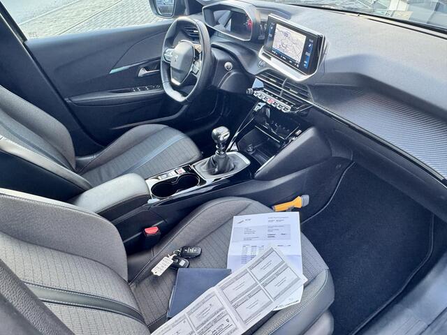 Peugeot 208 1.2/ 101 PK Allure LED/ Camera/ BTW/ PDC V+A/ 1e eigenaar/ Nieuwe riem/ NAP