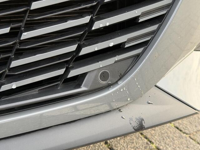 Peugeot 208 Allure 1.2 Hybrid 110PK e-DCS6 Automaat Navigatie, Rondomzichtcamera, Dodehoek Detectie, Apple Carplay, Android Auto