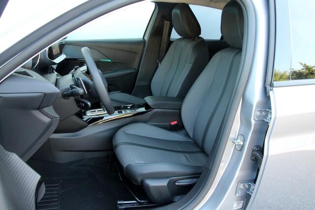 Peugeot 208 1.2 PureTech - 101 pk **Camera / Carplay / Navi / Led