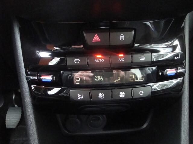 Peugeot 208 1.2 PureTech Blue Lease Allure