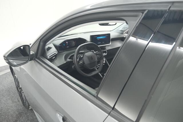 Peugeot 208 Hybrid 100 e-DCS6 Allure | Camera | Apple Carplay | Keyless Entry | Parkeersensoren