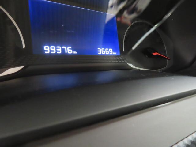 Peugeot 208 1.2 PureTech Active Pack Airco ECC Navi Carplay Cruise Control Full LED Parkeersensoren Camera achter