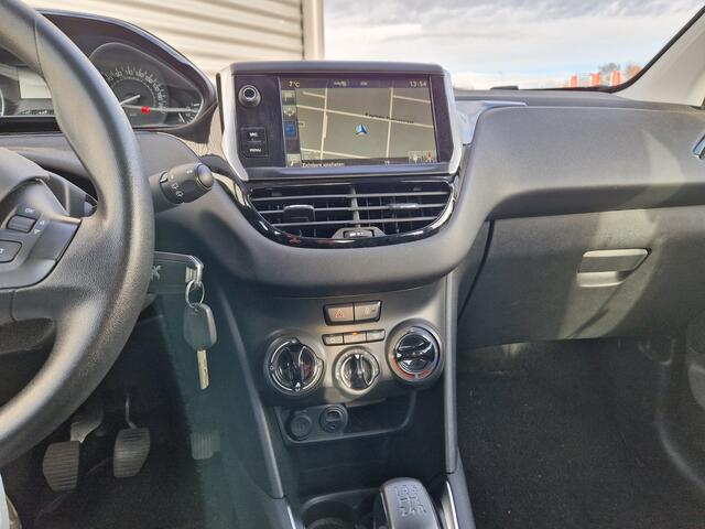 Peugeot 208 1.2 PureTech Blue Lion | Airco | Cruise control | Navigatie