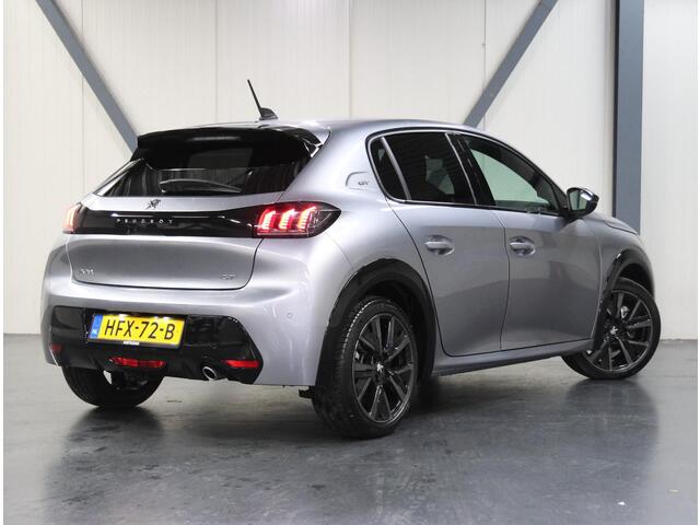 Peugeot 208 1.2 100PK GT | Navigatie | Achteruitrijcamera | Parkeersensoren Voor en Achter | LED Koplampen | Keyless Start | Lederen Stuurwiel | DAB Ontvanger | Climate Control | Cruise Control | 17" Lichtmetalen Velgen | Apple Carplay/Android Auto |