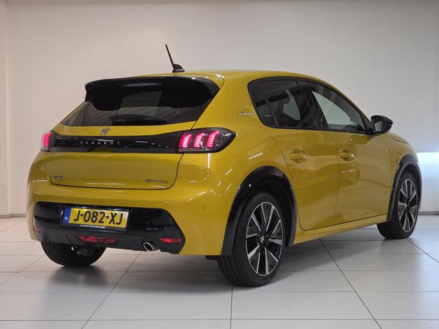 Peugeot 208 1.2 PureTech GT-Line Automaat | Trekhaak | Panoramadak | Navigatie