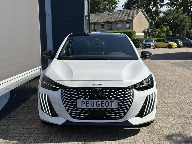 Peugeot 208 1.2 Hybrid 145 PK GT Automaat Hybride | Glazen Panoramadak | Navigatie via Telefoon | Climate Control | Keyless Entry & Start | Cruise Control | Sportstoelen | 17" Lichtmetalen Velgen | Full LED Verlichting | Parkeersensoren V+A | Dakspoiler |