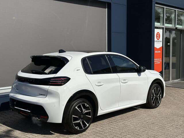 Peugeot 208 1.2 Hybrid 145 PK GT Automaat Hybride | Glazen Panoramadak | Navigatie via Telefoon | Climate Control | Keyless Entry & Start | Cruise Control | Sportstoelen | 17" Lichtmetalen Velgen | Full LED Verlichting | Parkeersensoren V+A | Dakspoiler |