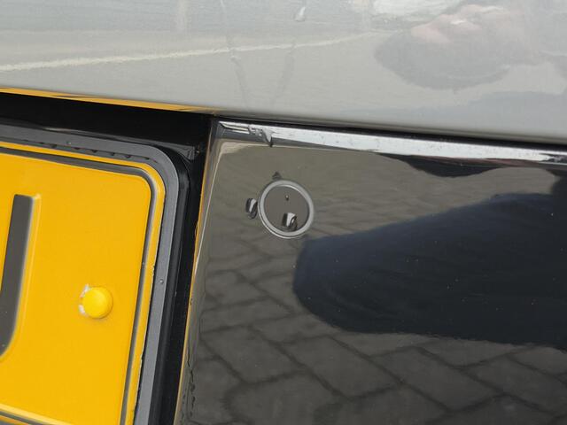 Peugeot 208 Allure 1.2 Hybrid 100PK e-DCS6 Automaat Navigatie, Achteruitrijcamera, Adaptieve Cruise Control, Parkeersensoren, Apple Carplay, Android Auto