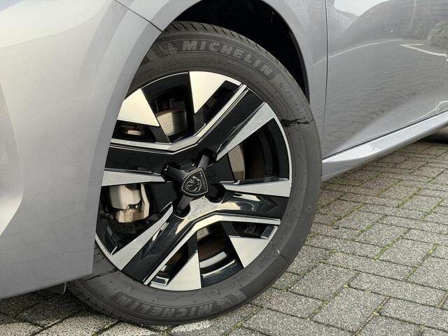 Peugeot 208 Allure 1.2 Hybrid 100PK e-DCS6 Automaat Navigatie, Achteruitrijcamera, Adaptieve Cruise Control, Parkeersensoren, Apple Carplay, Android Auto