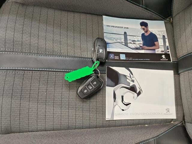 Peugeot 208 1.2 PureTech Allure 1e Eigenaar | NL-Auto | Volledig Onderh | BTW | Camera | Navi | Carplay | DAB | Cruise | Keyless | Bots Systeem | Full Led | PDC