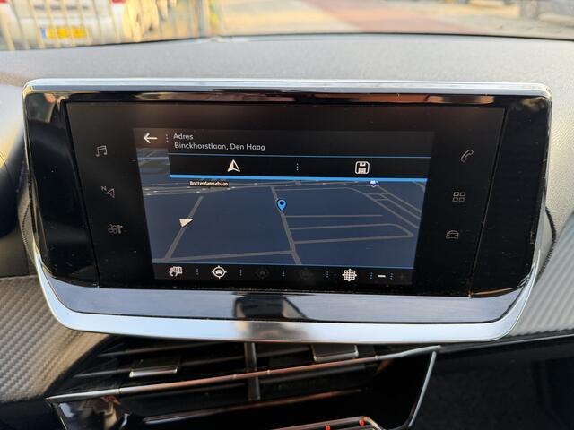 Peugeot 208 1.2 PureTech Blue Active * Navi * Climatronic * Led *