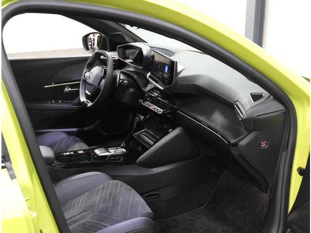 Peugeot 208 Hybrid 136PK e-DCS6 GT | AUTOMAAT | 1ste eigenaar | Stoelverwarming | Dodehoekdetectie | 360'Camera | LEER/Alcantara | Adaptive Cruise Control | Climate Control | Parkeersensoren | FULL LED | Sfeerverlichting | Isofix | Privacy Glass |