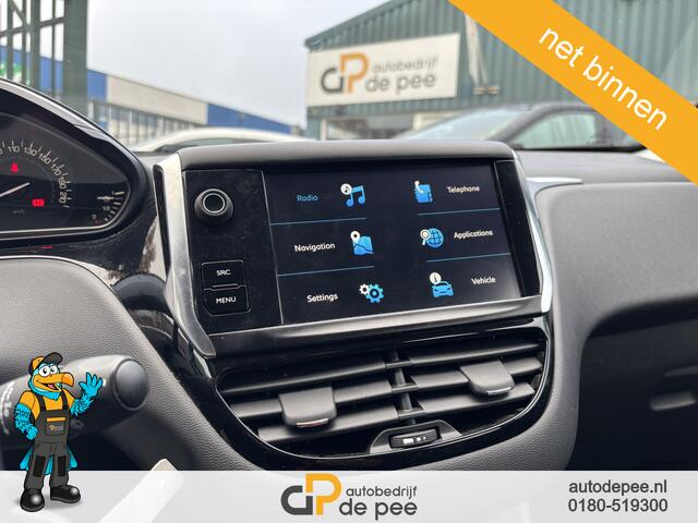 Peugeot 208 1.2 PureTech Blue Lease Active GARANTIE/CARPLAY/AIRCO/CRUISE rijklaarprijs!