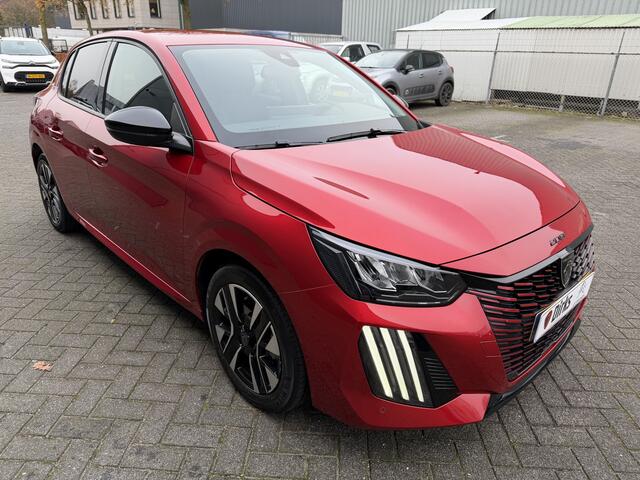 Peugeot 208 100pk Allure Pack (Camera - LED - Automatische Airco - Parkeersensoren V+A - Apple Carplay - Navigatie)