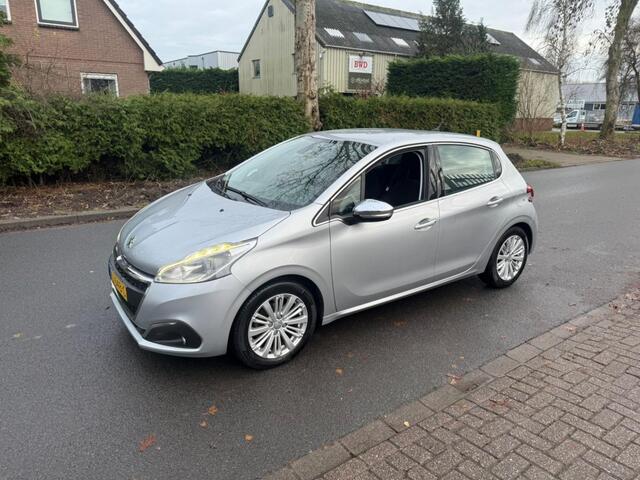 Peugeot 208 1.2 Pure Tech Allure*automaat*Lichtmetaal*ecc*cruisecontrol*NAP*