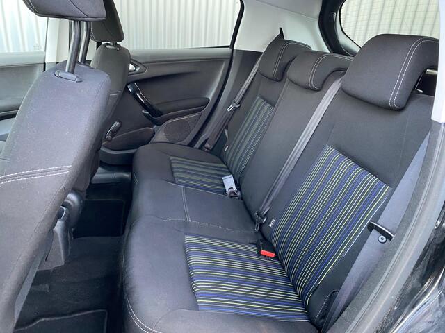 Peugeot 208 1.2 PureTech Urban Soul 5Drs, A/C, CC, Navi, PDC, nw. APK - Inruil Mogelijk -