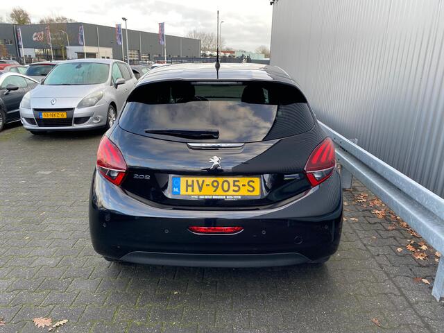 Peugeot 208 1.2 PureTech Urban Soul 5Drs, A/C, CC, Navi, PDC, nw. APK - Inruil Mogelijk -