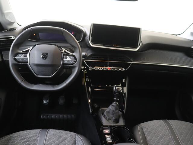 Peugeot 208 1.2 PureTech 100 Allure | Wireless Carplay | Camera | Climate Control |