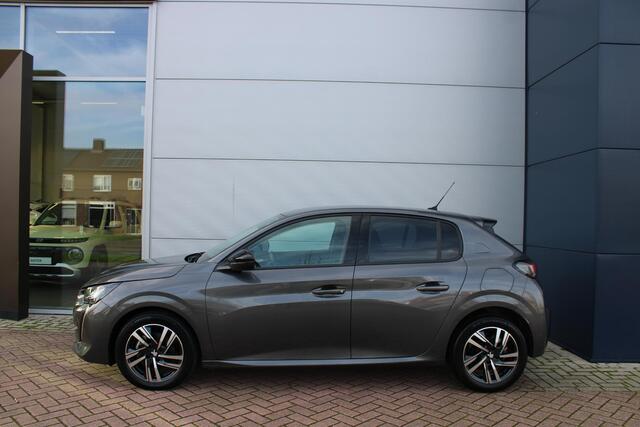 Peugeot 208 1.2 PureTech 100pk Allure Pack Airco Navi Camera Carplay 7745km