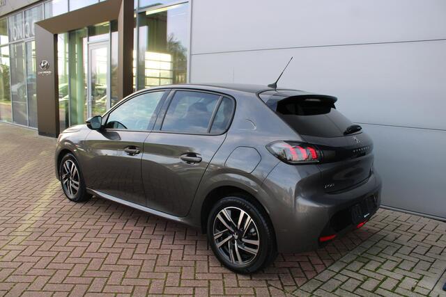 Peugeot 208 1.2 PureTech 100pk Allure Pack Airco Navi Camera Carplay 7745km