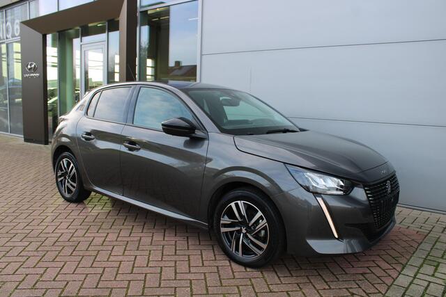 Peugeot 208 1.2 PureTech 100pk Allure Pack Airco Navi Camera Carplay 7745km