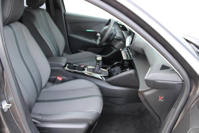 Peugeot 208 1.2 PureTech 100pk Allure Pack Airco Navi Camera Carplay 7745km