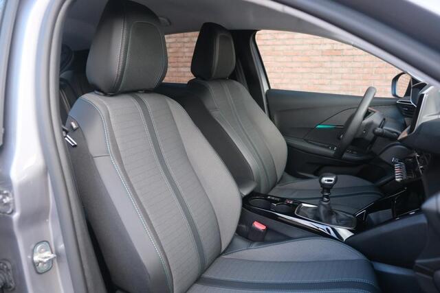 Peugeot 208 1.2 PureTech 100pk Allure Pack | App Connect | Climate | Adaptive Cruise | Keyless | Camera | PDC