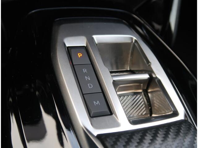 Peugeot 208 * Hybride + Benzine * Automaat * 100 e-DCS6 Allure * Navigatie * 1/2 Lederen Interieur * Climate en Adaptive Cruise Control * Voor en Achter Parkeer Camera * Lichtmetalen Velgen * Vingerhoets; Vierde generatie Eersteklas Service !