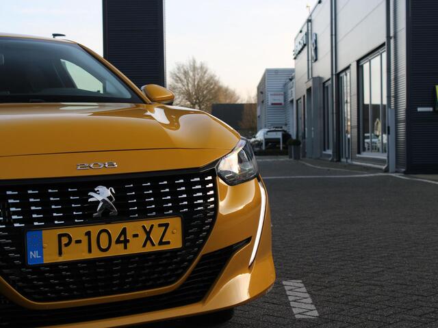 Peugeot 208 Style 1.2 PureTech 100PK EAT8 Automaat Navigatie, Parkeerhulp, Apple Carplay/Android Auto, Stoelverwarming