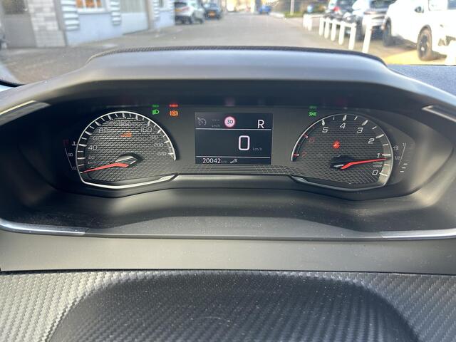 Peugeot 208 Style 1.2 PureTech 100PK EAT8 Automaat Navigatie, Parkeerhulp, Apple Carplay/Android Auto, Stoelverwarming