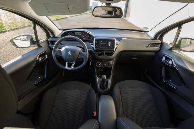 Peugeot 208 1.2 PureTech Blue Lease Active